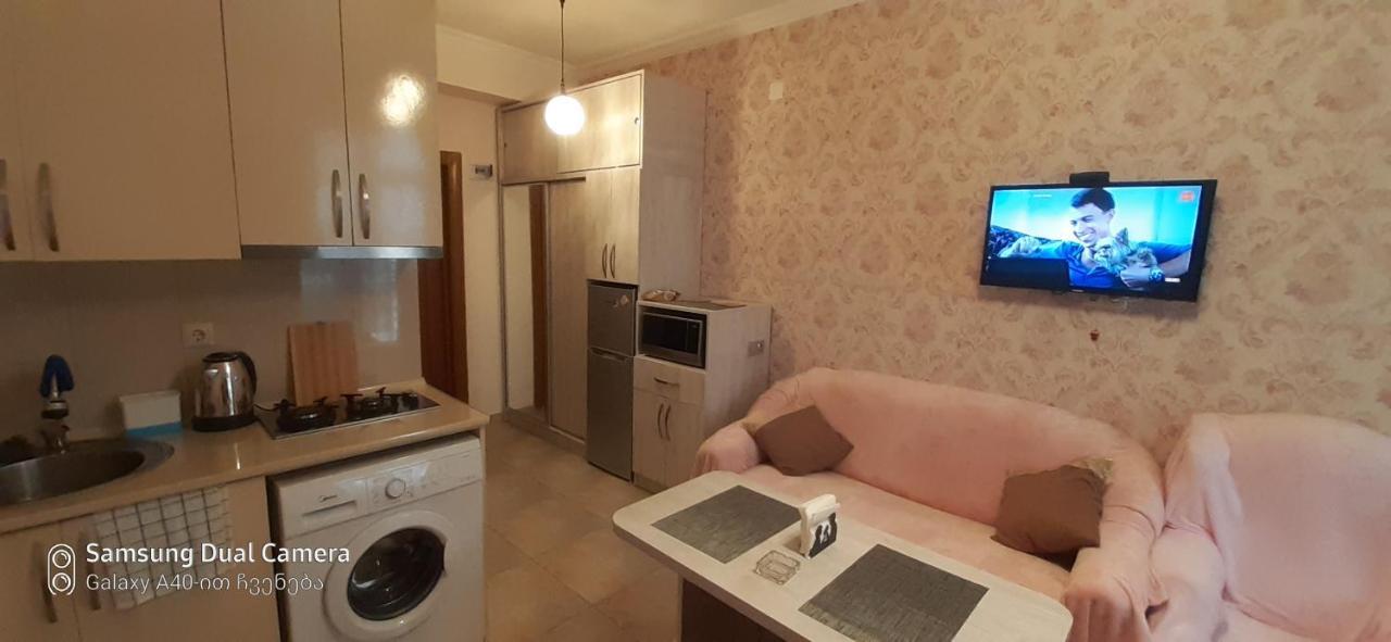 巴统Parkside Apartament公寓 外观 照片